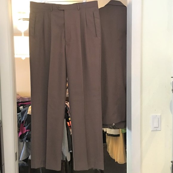 Men's Three-Piece Church Suit 42L - Picture 9 of 16